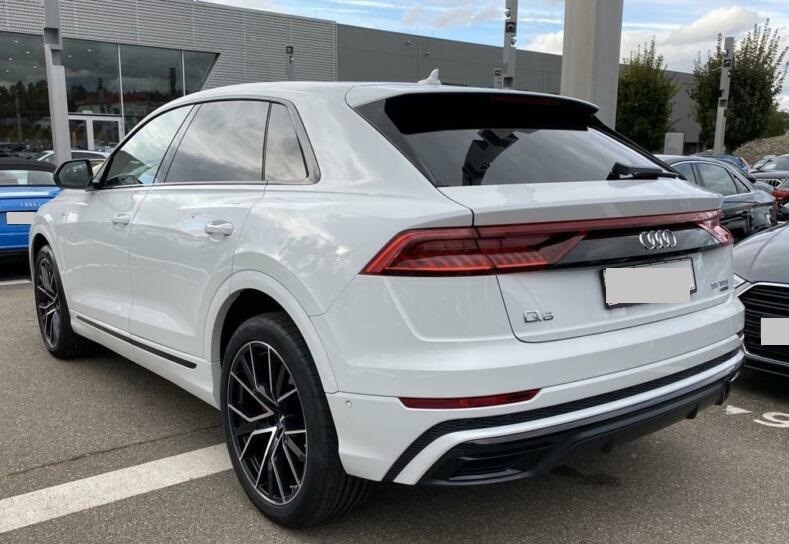 Audi Q8 55 TFSI Quattro S line