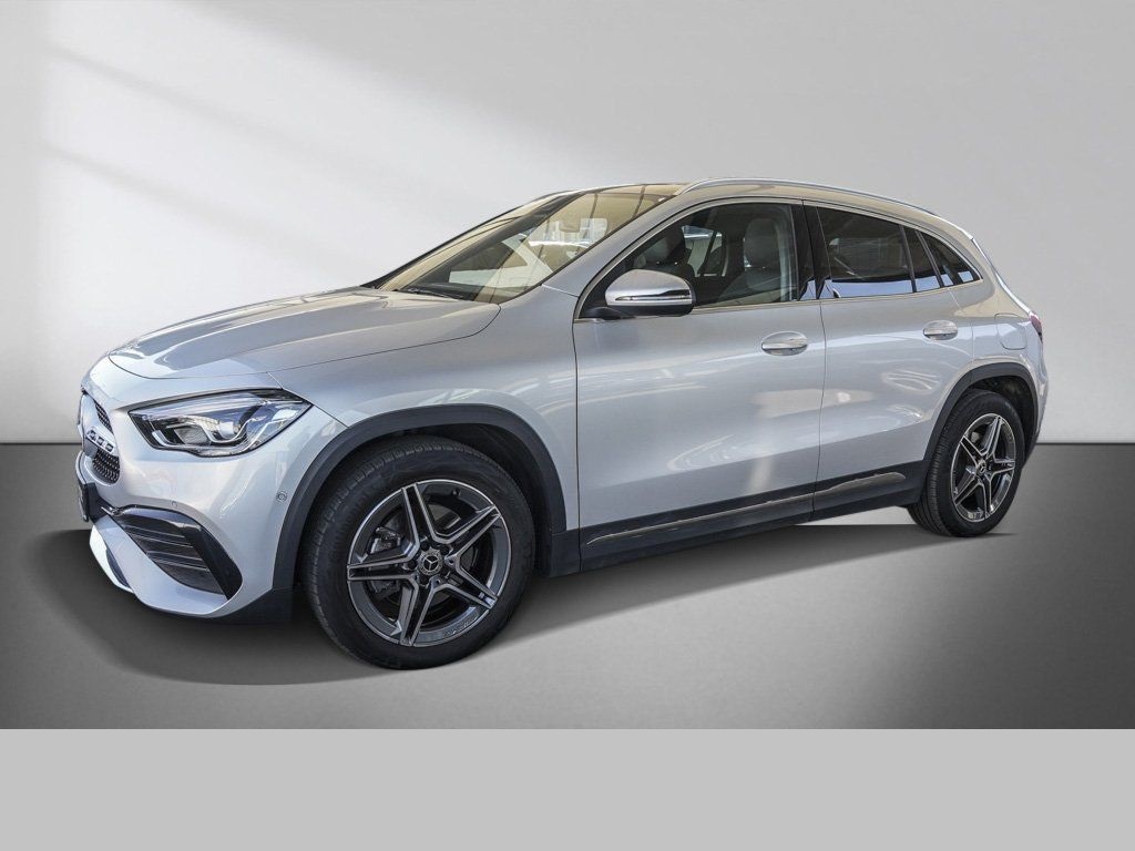 Mercedes-Benz GLA 250 4M AMG