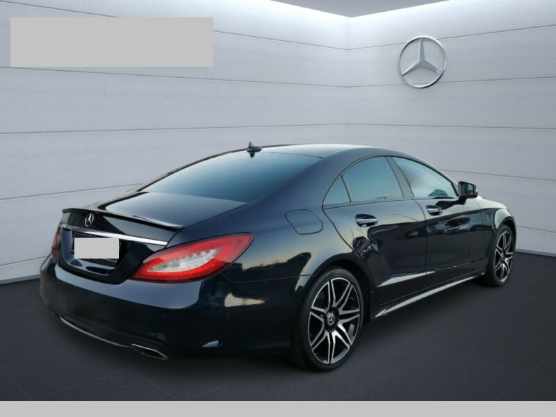 Mercedes-Benz CLS 500 Coupe AMG thumbnail 4