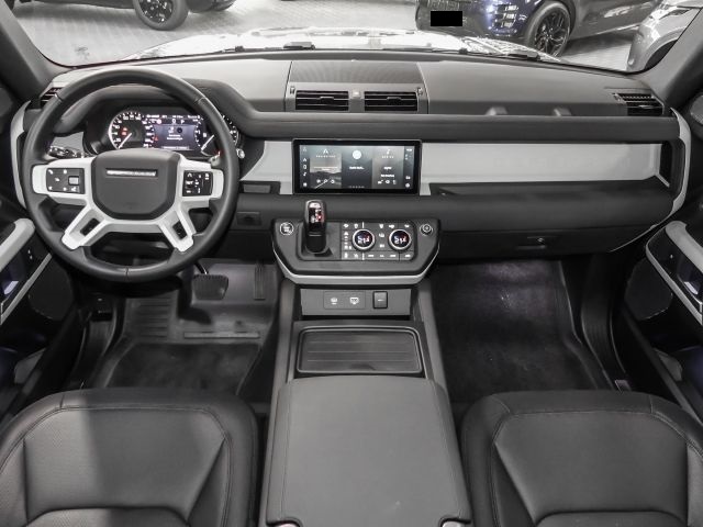 Land Rover Defender 110 X-Dynamic SE D200 Mild-Hybrid thumbnail 1